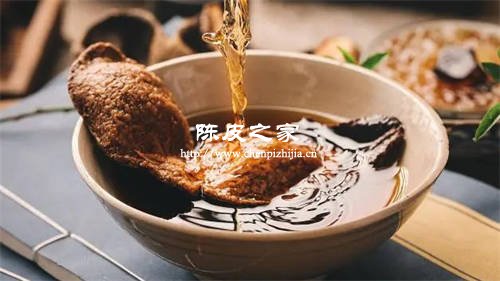 網上買的陳皮泡出來水很苦正常嗎