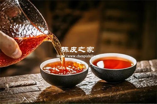 橘子皮曬干煮水跟新會陳皮功效一樣嗎