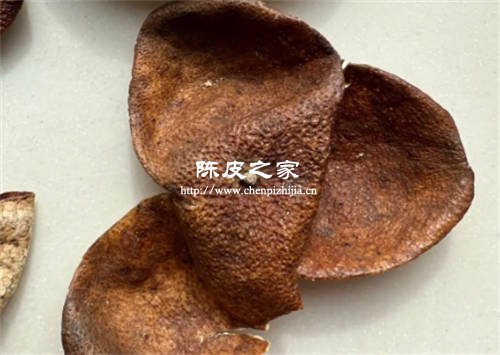 大紅袍皮的功效和青皮的功效一樣嗎