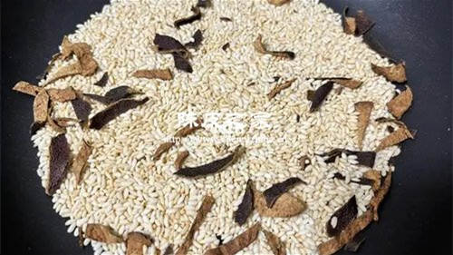 炒小米加陳皮泡水喝有什么功效和作用