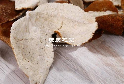 治咳嗽吃陳皮要去里面的衣嗎