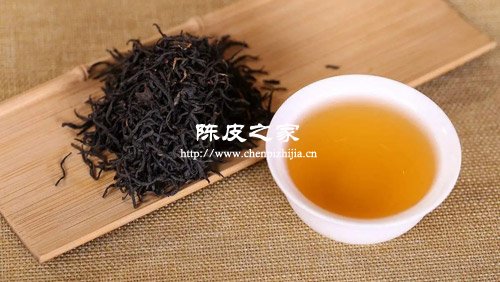 陳皮和什么草藥泡水喝能去除濕氣