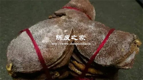 陳皮表面有一層白霜是發霉嗎