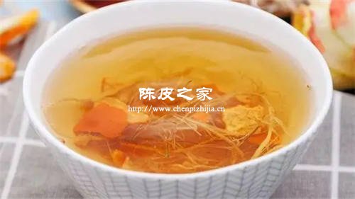 魚腥草陳皮百合一起泡水的好處