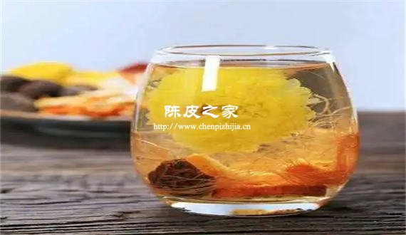 玉米須陳皮蜂蜜能一起泡水喝嗎