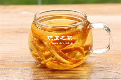 小金橘子皮泡水喝有什么好處