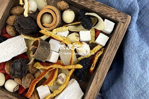 陳皮茯苓桑葚玫瑰泡水喝的功效有哪些