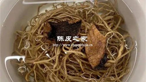 魚腥草和陳皮一起泡水喝有什么功效