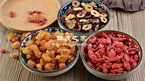 枸杞大棗桂圓陳皮泡水喝的作用與功效