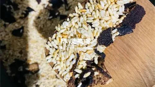 要了解陳皮和炒大米一起泡水喝的作用