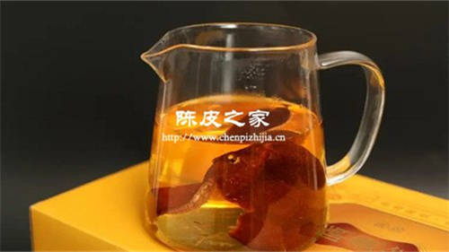 10年新會陳皮泡水喝發苦正常嗎