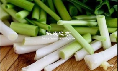 大蔥陳皮和生姜煮水的功效
