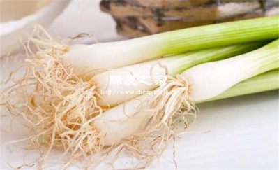 蔥白與陳皮煮水喝的藥用價值