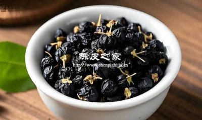 黑枸杞和陳皮泡水喝的功效