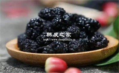 桑葚干陳皮枸杞泡水喝的功效